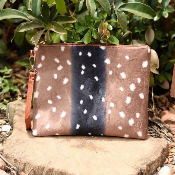 The House Of Gentry Handbags - Deer Print Clutch
